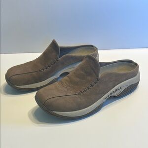 Merrell Women’s Brown Slip-On Shoes Size 8.5